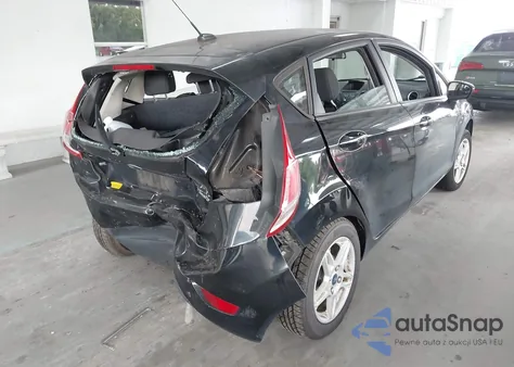 2019 Ford Fiesta Se z USA, uszkodzony, nr VIN 3FADP4EJ6KM111616